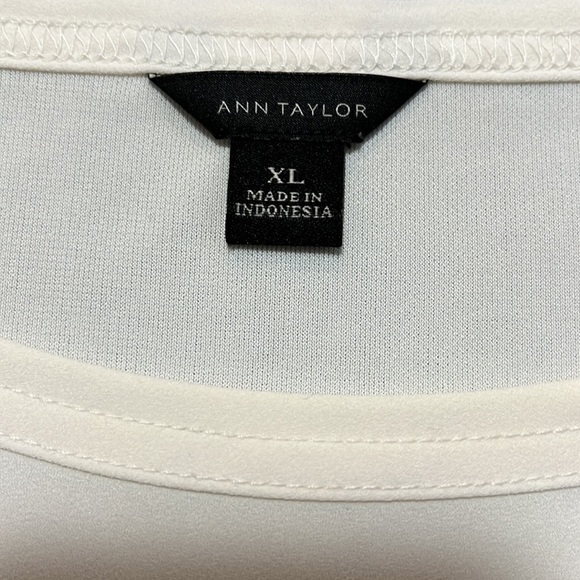 Ann Taylor Scoop Neck Shell - Picture 6 of 8